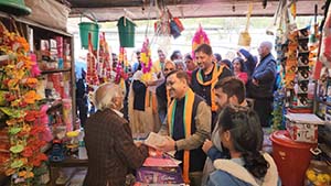 BJP chief Suresh Kashyap campaigning in Shimla