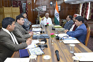 HP guv with V-Cs in Shimla 