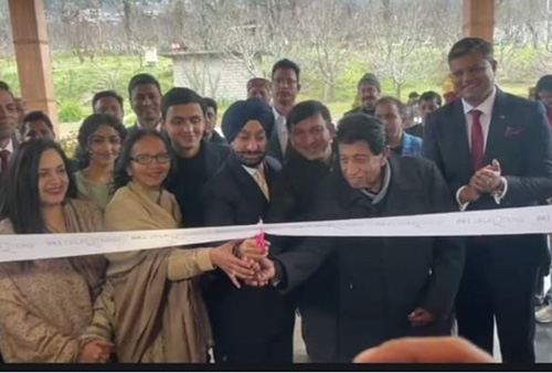 Anil Khullar, owner of Baragarh Spa cuts Ribbon at Handover ceremony of The Taj in Manali on Jan 19, 2023