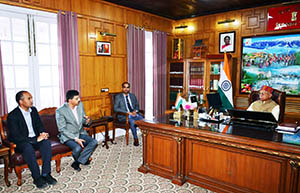 HP Guv with agri officers at Raj Bhawan