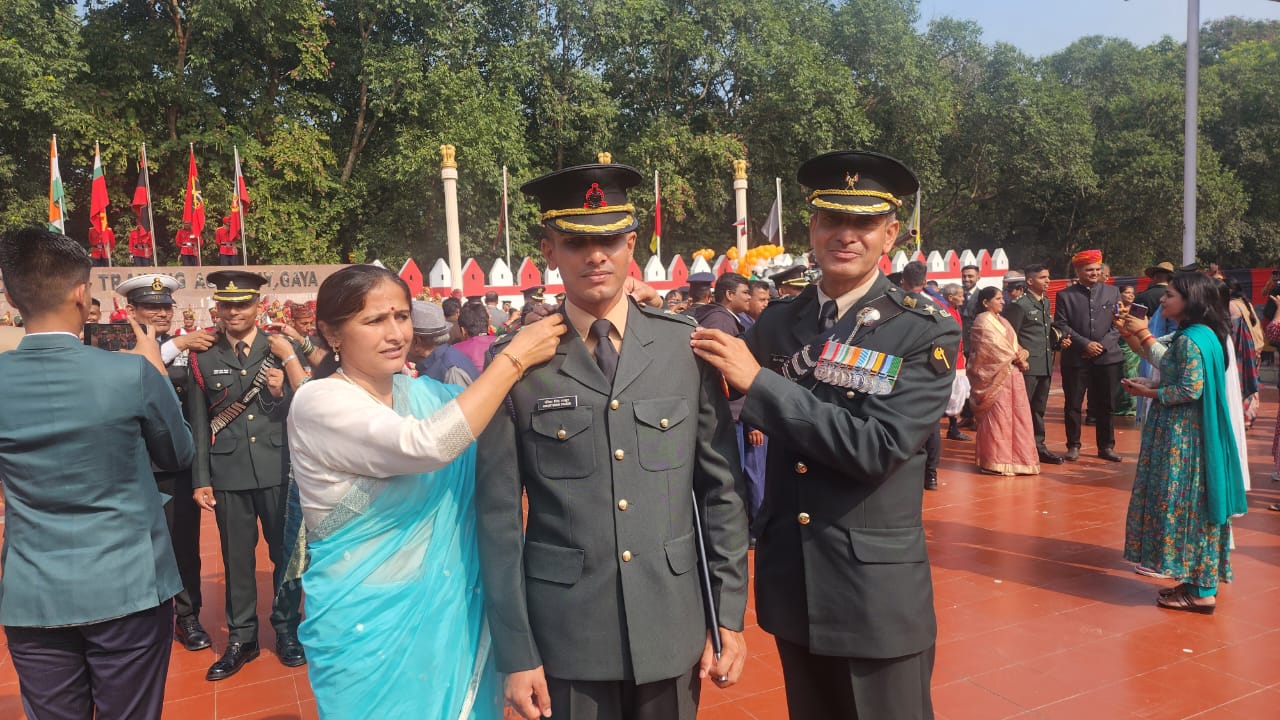 Manjeet Thakur commissioned as an army officer 
