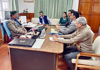 Jagat Negi presides over meeting of officials on Shiva project in shimla
