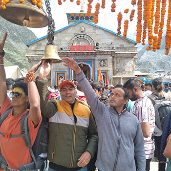 Pilgrims at Kedarnath 