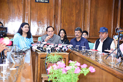 HP Vidhan Sabha Speaker Kuldip Singh Pathania at press conference  in Shimla 
