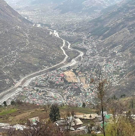 View of Kullu-Manali in Himachal Pradesh 