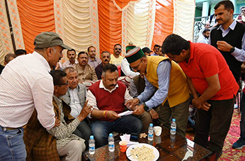 EM Rohit Thakur in Jubbal _kotkhai listening to people's grievances