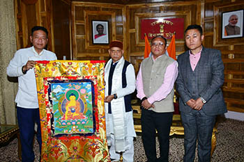 Tibetan President meets Shuka, HP Guv in Shimla