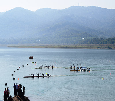 View of Pong Dam with tourist enjoying boating 