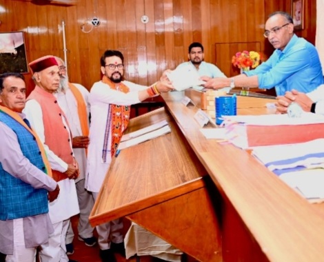 Anurag ThakurFiling his nomination from Hamirpur 