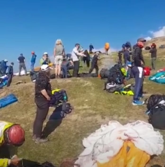 Billing Bir Paragliding site abuzz with paragliders for the world cup 