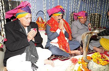 CMatBaijnathPerformingShivratriPuja