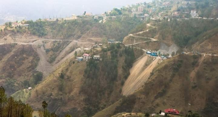 Illegal dumping on the Dhali hillsides by NHAI Contractors 
