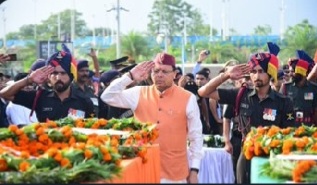 Uttarakhand CM salutes five martyrs 