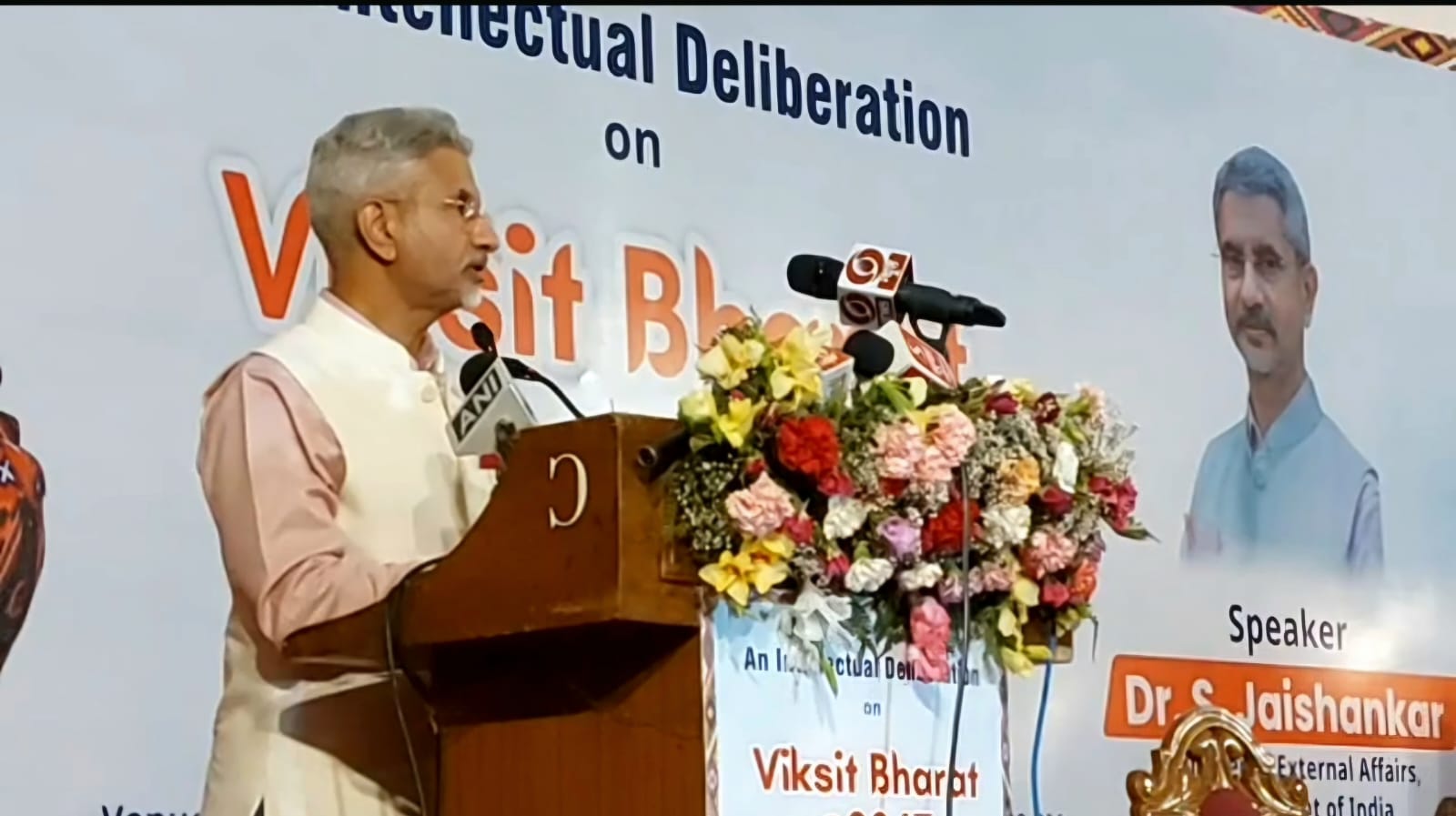 Jaishankar in Shimla adressing audience on May 28