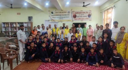 Lions Club members at Ashram near Shimla 