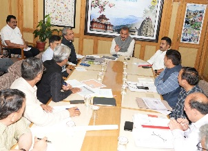 HPCMSukhu in meeting in Shimla 