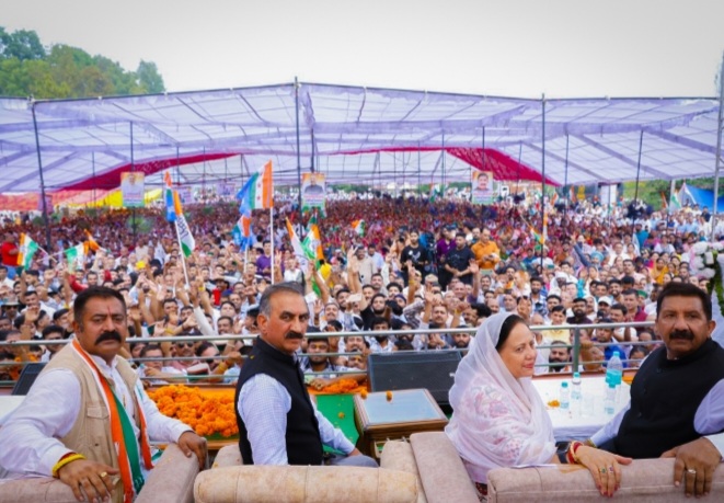 Congress RaizadaatRallywithCm in Hamirpur 