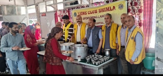 Lions Serving Patients at KNH 