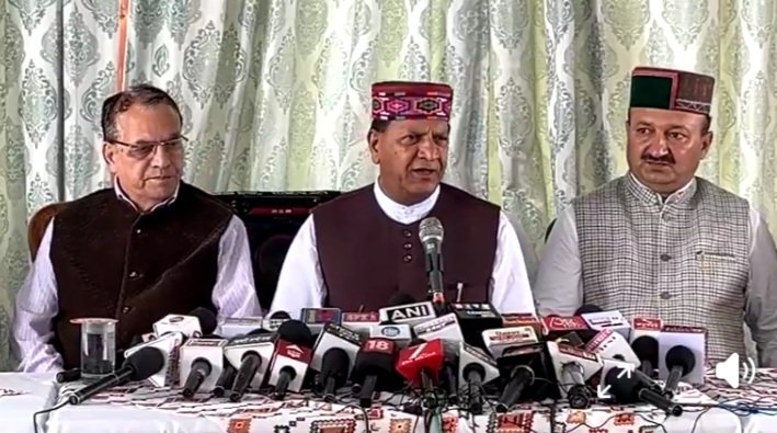 BJPPResidentRajivBindalAtPressConferenceInShimla