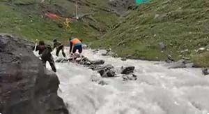 Rescue operation at Baltal Amarnath in J and K 