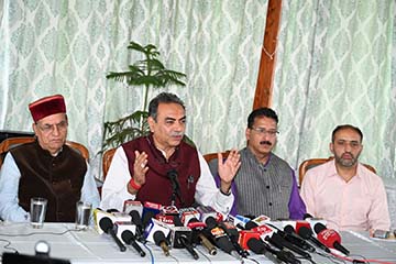 BJP Co-incharge HP,  Sanjay Tandon at Press Conference  in Shimla on May 6, 2022 