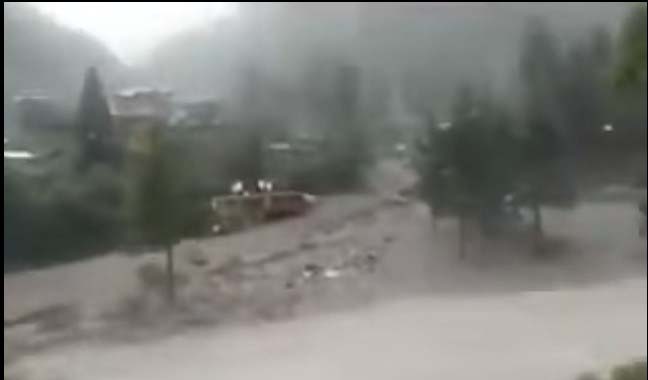 Chojh Nallah cloud burst in Parbati valley 