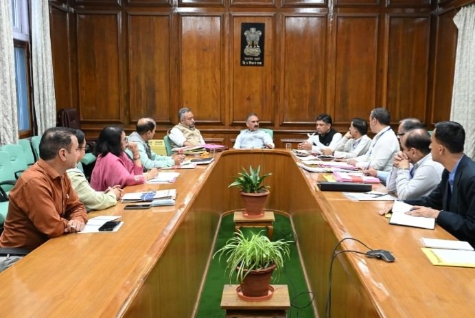 CMChairsMeetingOnCBSESchoolSystem