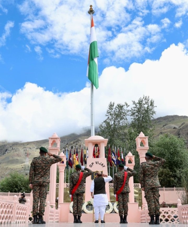 RakshaMantraSinghAtKargil