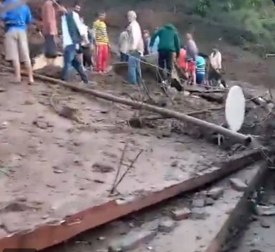 NirmandHouseSlide in Kullu 