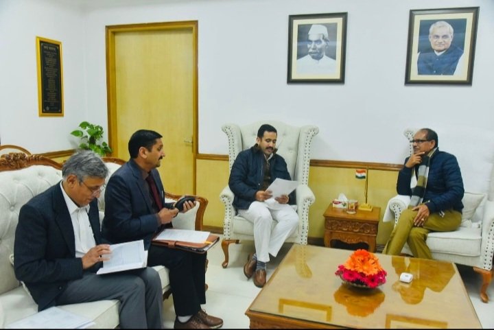 VikramadityaMeetsShivrajInNewDelhi