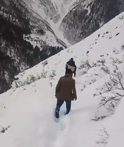 PangiValleyInSnowHimbuMail