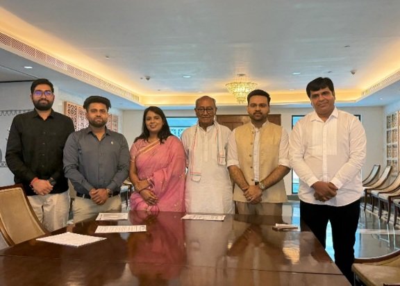 UDFWuthParkiamentaryMembersInNewDelhi