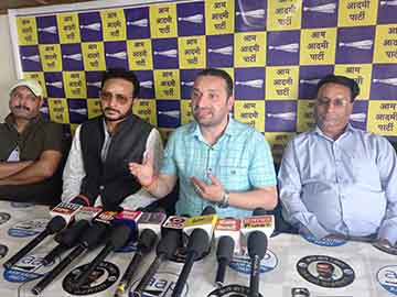 AAP spokesperson Gaurav Sharma at press conference in Shimla 